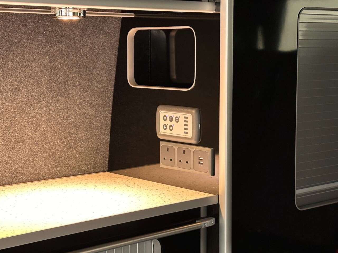 2018 VOLKSWAGEN TRANSPORTER 2018 VOLKSWAGEN TRANSPORTER