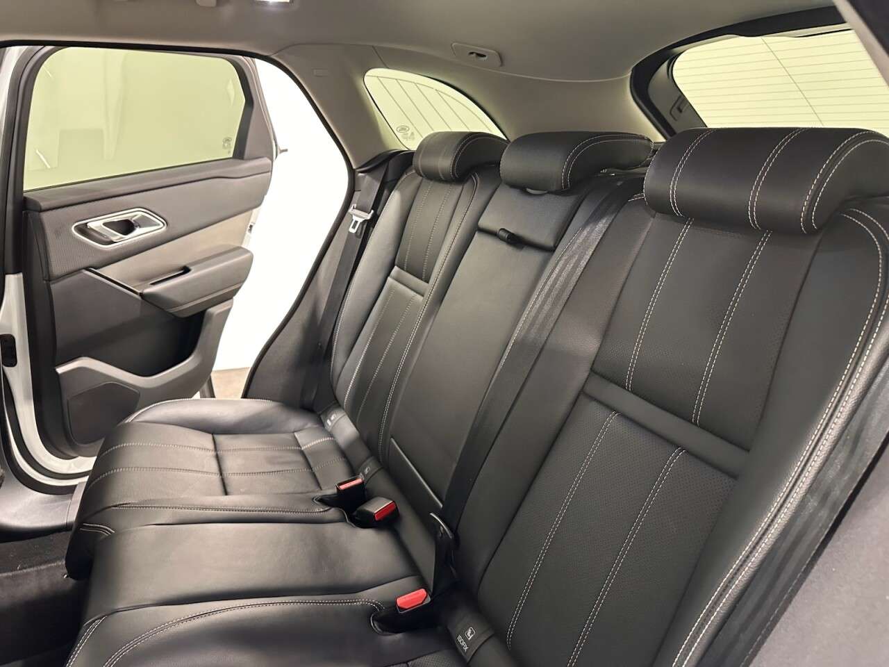 2018 LAND ROVER RANGE ROVER VELAR 2018 LAND ROVER RANGE ROVER VELAR
