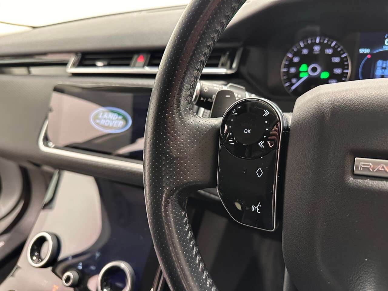 2018 LAND ROVER RANGE ROVER VELAR 2018 LAND ROVER RANGE ROVER VELAR