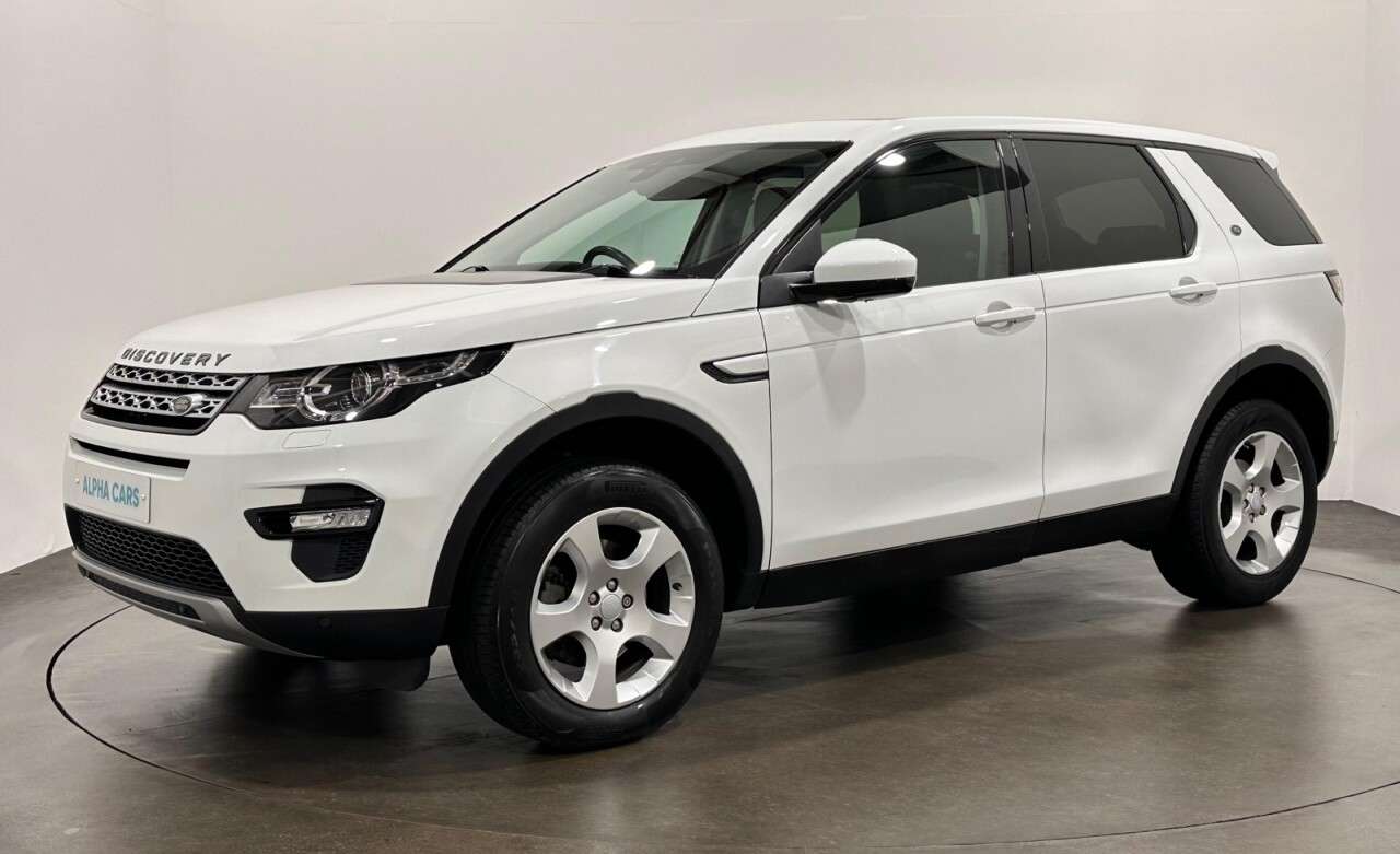 A 2017 LAND ROVER DISCOVERY SPORT 2.0 eD4 HSE SUV 5dr Diesel Manual Euro 6 (s/s) (5 Seat) (150 ps) Full Ebony A 2017 LAND ROVER DISCOVERY SPORT 2.0 eD4 HSE SUV 5dr Diesel Manual Euro 6 (s/s) (5 Seat) (150 ps) Full Ebony