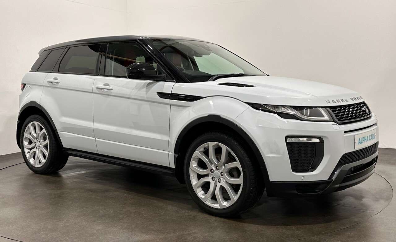 A 2016 LAND ROVER RANGE ROVER EVOQUE 2.0 TD4 HSE Dynamic SUV 5dr Diesel Auto 4WD Euro 6 (s/s) (180 ps) Striking A 2016 LAND ROVER RANGE ROVER EVOQUE 2.0 TD4 HSE Dynamic SUV 5dr Diesel Auto 4WD Euro 6 (s/s) (180 ps) Striking