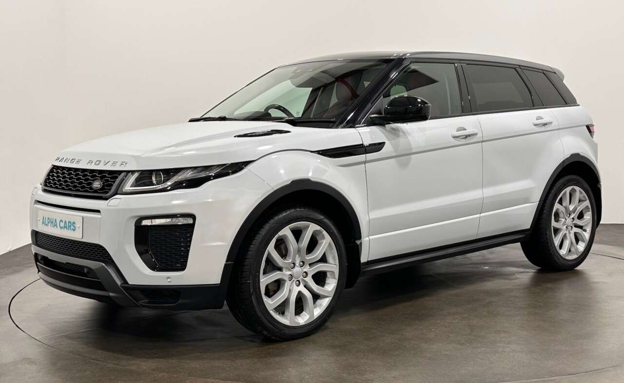 A 2016 LAND ROVER RANGE ROVER EVOQUE 2.0 TD4 HSE Dynamic SUV 5dr Diesel Auto 4WD Euro 6 (s/s) (180 ps) Striking A 2016 LAND ROVER RANGE ROVER EVOQUE 2.0 TD4 HSE Dynamic SUV 5dr Diesel Auto 4WD Euro 6 (s/s) (180 ps) Striking