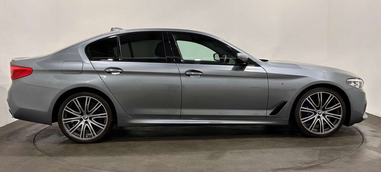 2017 BMW 5 SERIES 2017 BMW 5 SERIES