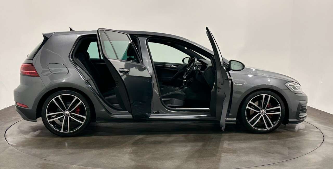 2019 VOLKSWAGEN GOLF 2019 VOLKSWAGEN GOLF