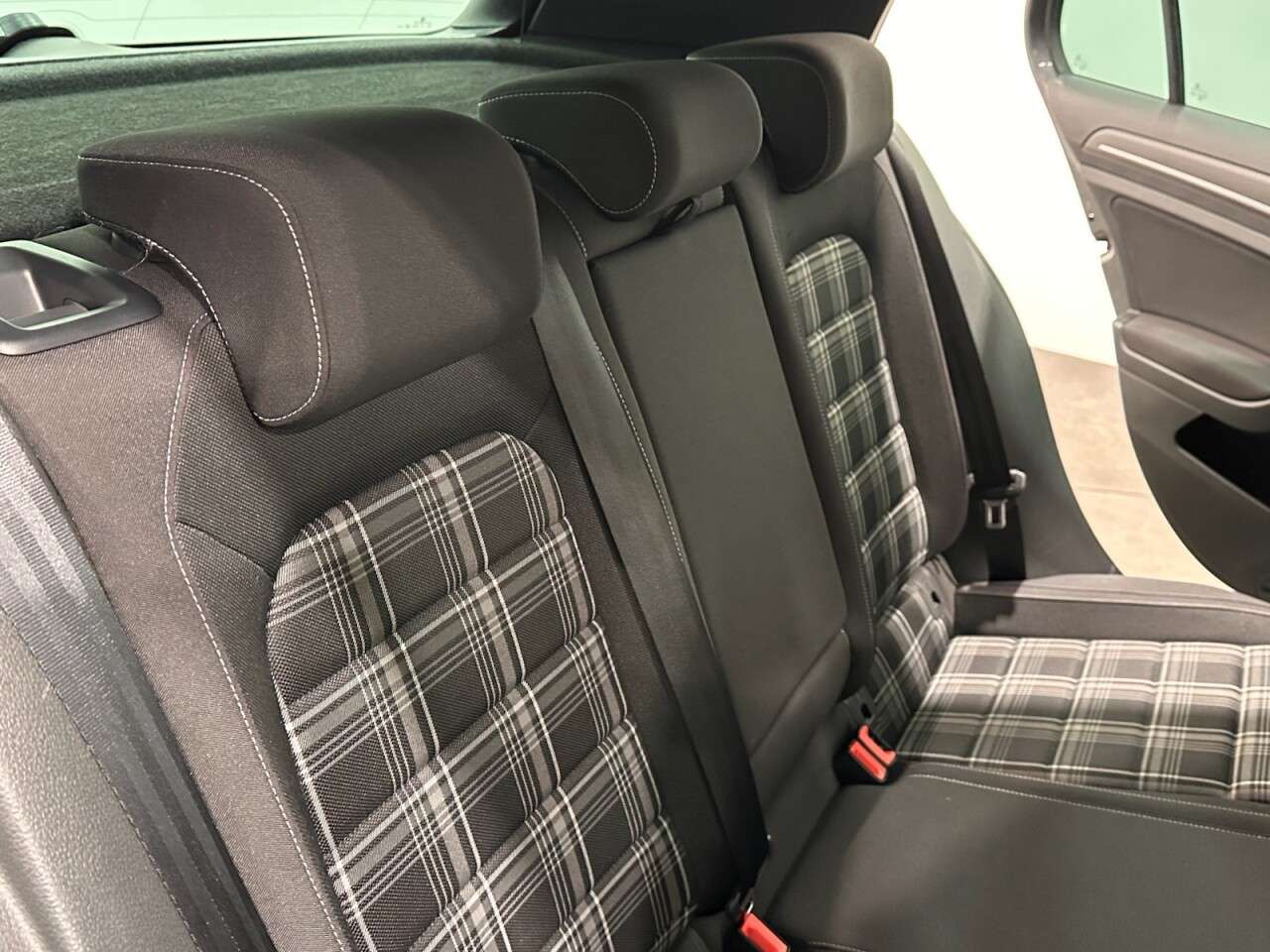 2019 VOLKSWAGEN GOLF 2019 VOLKSWAGEN GOLF