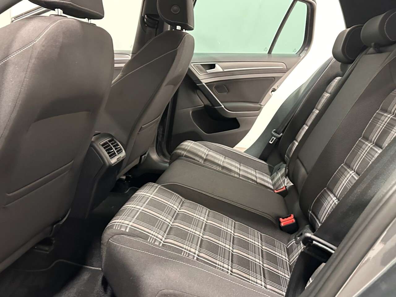 2019 VOLKSWAGEN GOLF 2019 VOLKSWAGEN GOLF