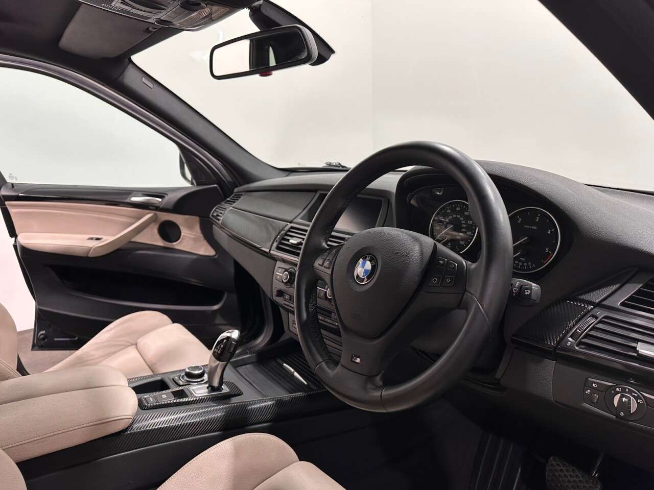 2010 BMW X5 2010 BMW X5