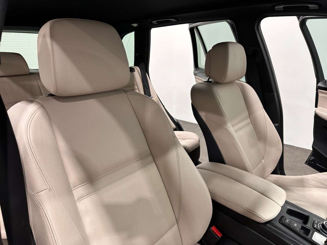 2010 BMW X5 2010 BMW X5