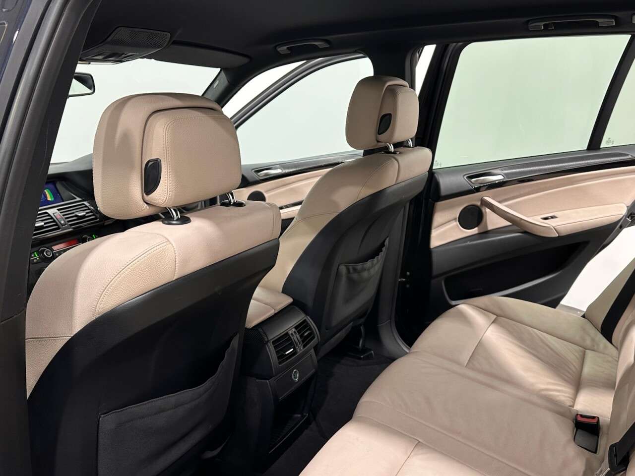 2010 BMW X5 2010 BMW X5