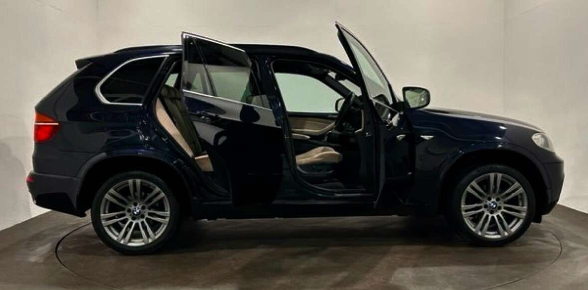 2010 BMW X5 2010 BMW X5