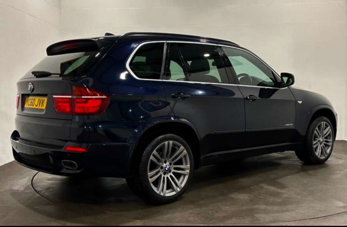 A 2010 BMW X5 3.0 30d M Sport SUV 5dr Diesel Steptronic xDrive Euro 5 (245 ps) Low Mileag A 2010 BMW X5 3.0 30d M Sport SUV 5dr Diesel Steptronic xDrive Euro 5 (245 ps) Low Mileag