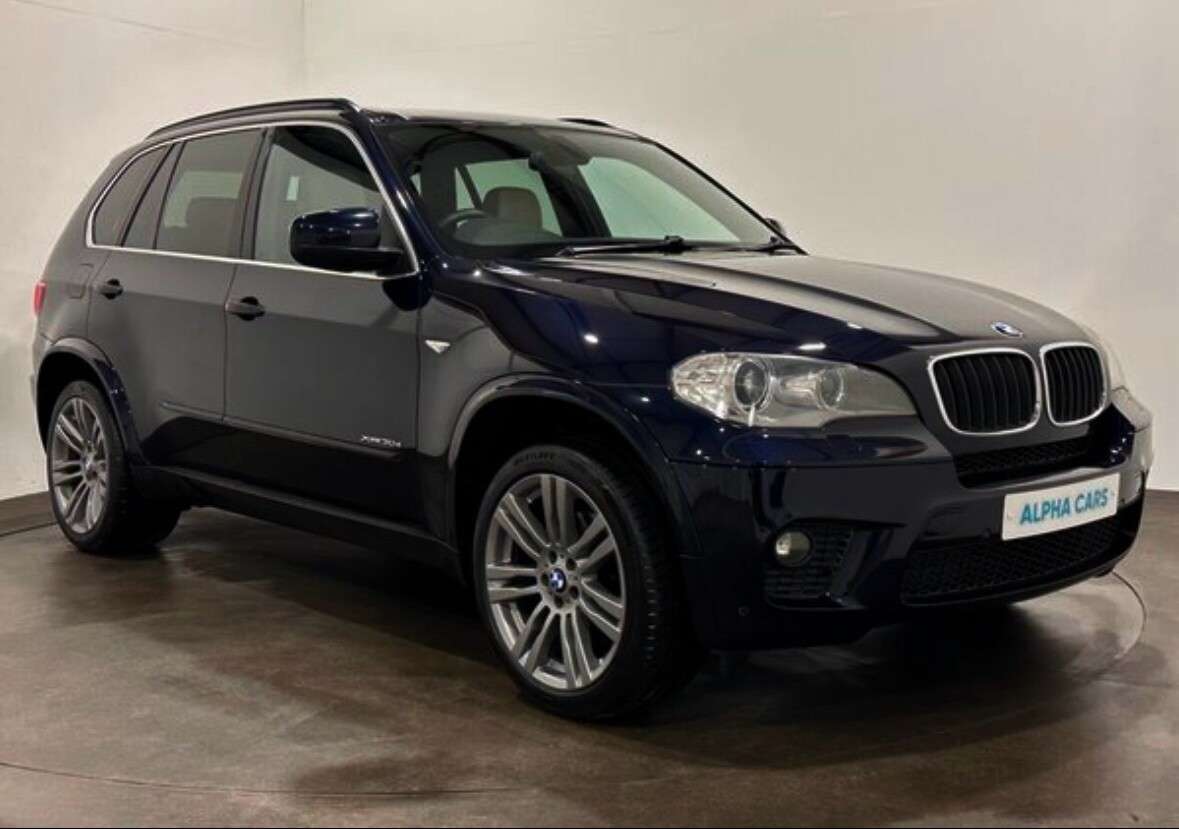A 2010 BMW X5 3.0 30d M Sport SUV 5dr Diesel Steptronic xDrive Euro 5 (245 ps) Low Mileag A 2010 BMW X5 3.0 30d M Sport SUV 5dr Diesel Steptronic xDrive Euro 5 (245 ps) Low Mileag