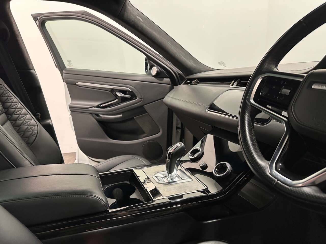 2022 LAND ROVER RANGE ROVER EVOQUE 2022 LAND ROVER RANGE ROVER EVOQUE