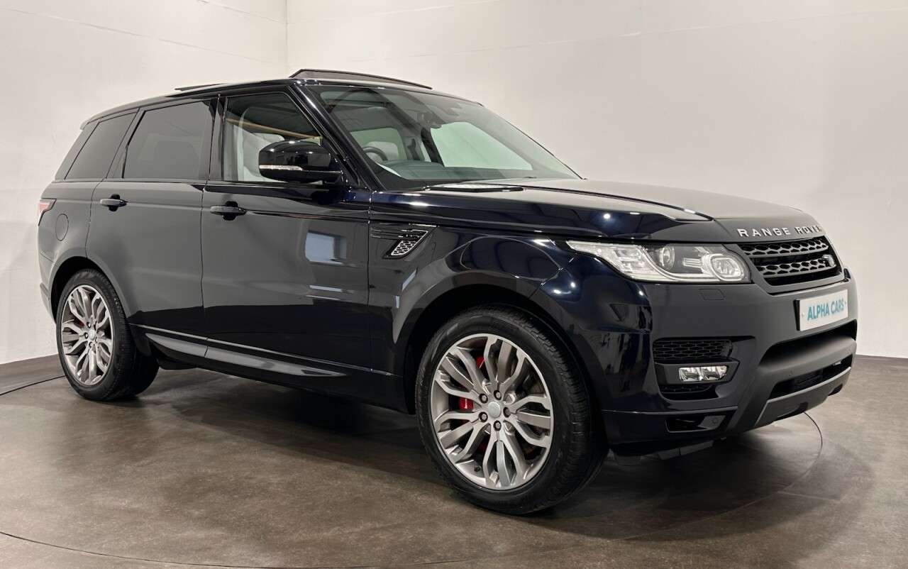 A 2016 LAND ROVER RANGE ROVER SPORT 3.0 SD V6 HSE Dynamic SUV 5dr Diesel Auto 4WD Euro 6 (s/s) (306 ps) A 2016 LAND ROVER RANGE ROVER SPORT 3.0 SD V6 HSE Dynamic SUV 5dr Diesel Auto 4WD Euro 6 (s/s) (306 ps)