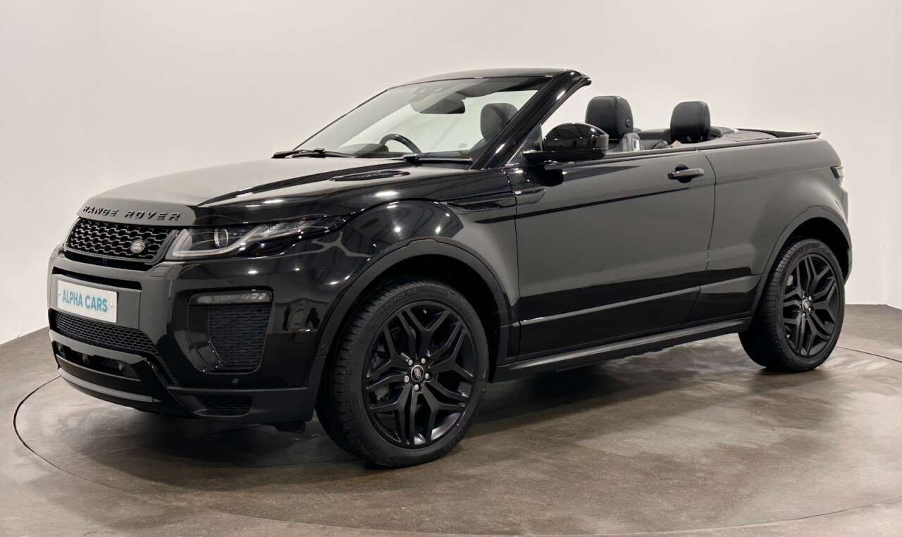 A 2017 LAND ROVER RANGE ROVER EVOQUE 2.0 TD4 HSE Dynamic Convertible 2dr Diesel Auto 4WD Euro 6 (s/s) (180 ps) L A 2017 LAND ROVER RANGE ROVER EVOQUE 2.0 TD4 HSE Dynamic Convertible 2dr Diesel Auto 4WD Euro 6 (s/s) (180 ps) L