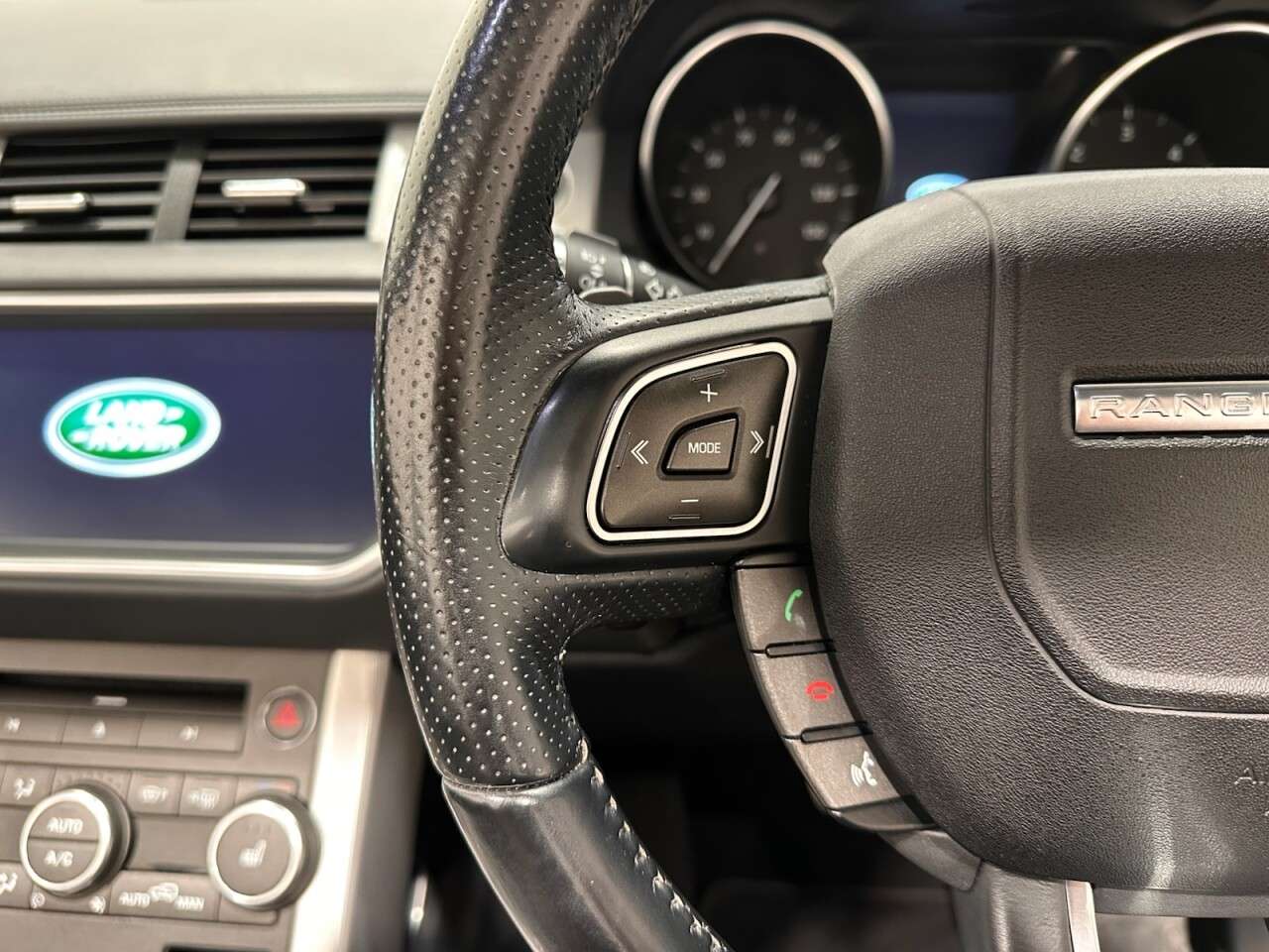 2017 LAND ROVER RANGE ROVER EVOQUE 2017 LAND ROVER RANGE ROVER EVOQUE