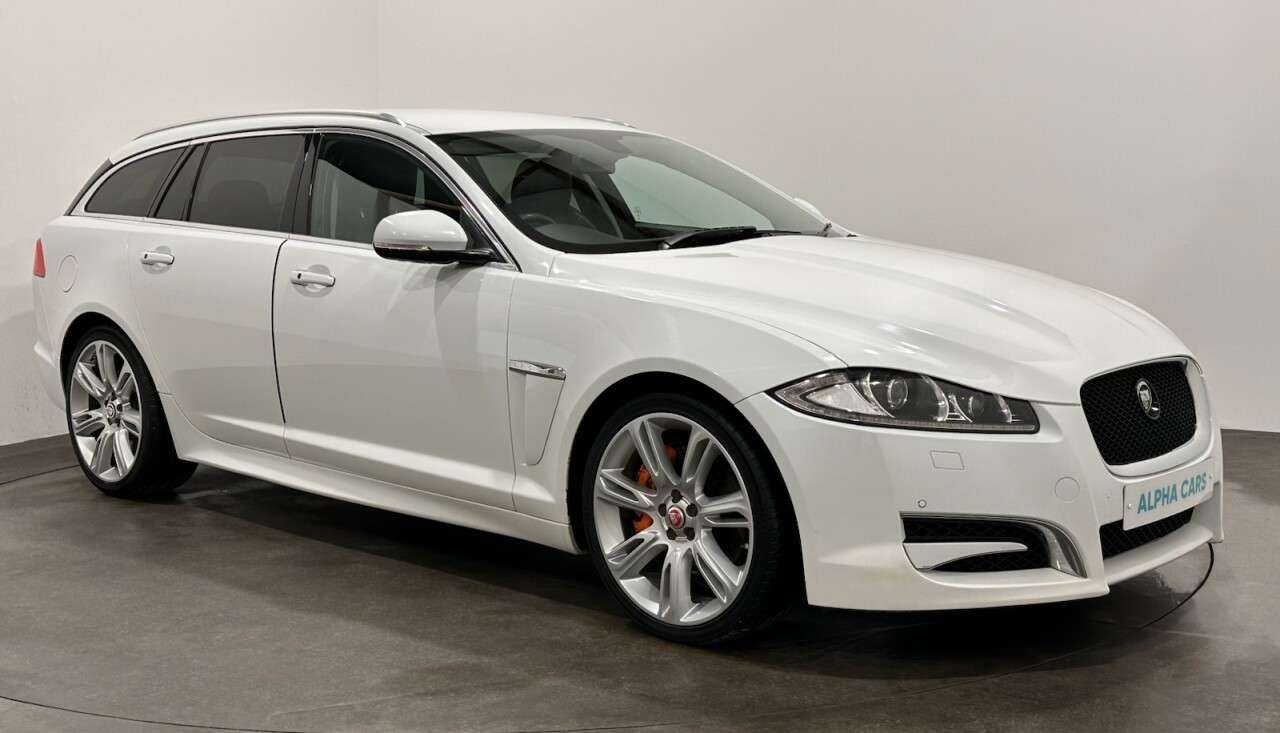 A 2013 JAGUAR XF 3.0d S V6 Portfolio Sportbrake 5dr Diesel Auto Euro 5 (s/s) (275 ps) Black A 2013 JAGUAR XF 3.0d S V6 Portfolio Sportbrake 5dr Diesel Auto Euro 5 (s/s) (275 ps) Black