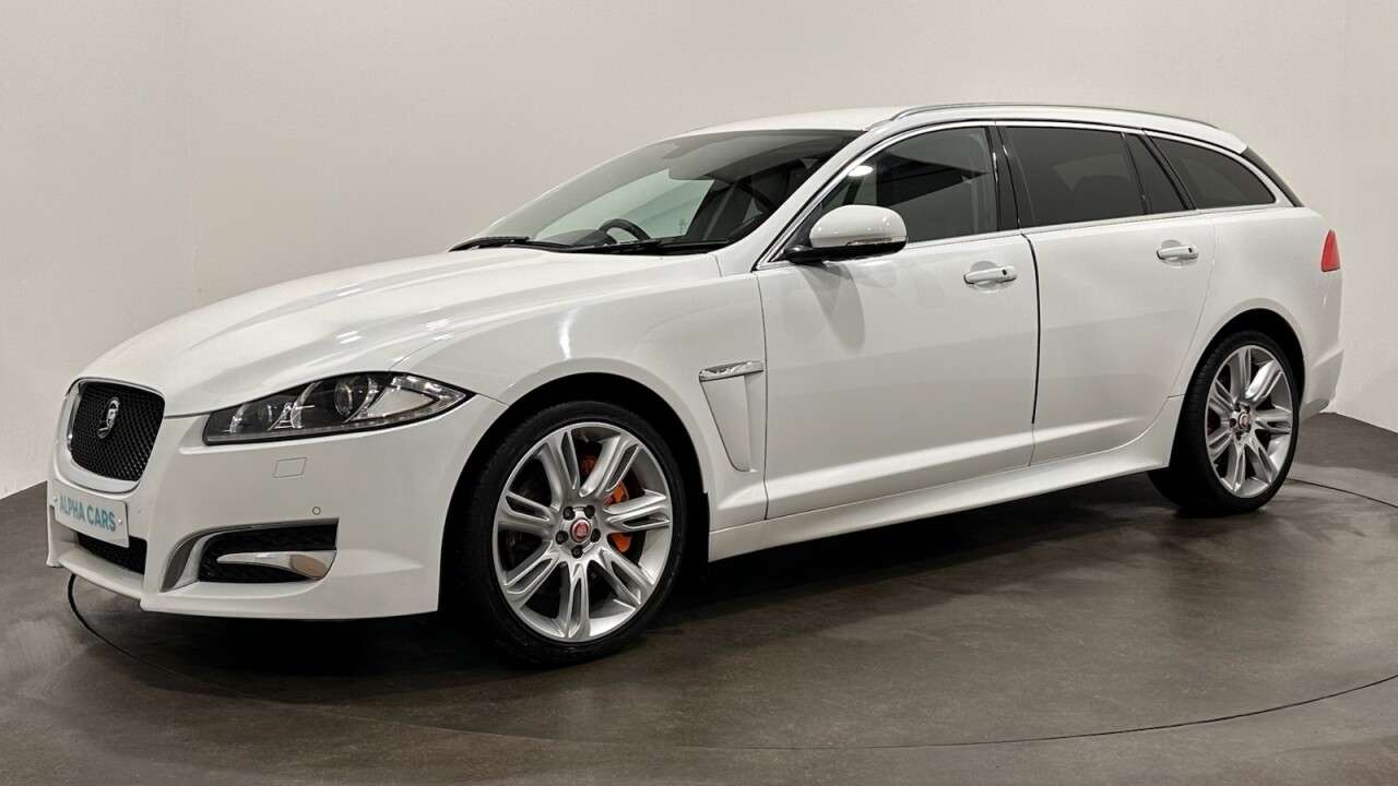 A 2013 JAGUAR XF 3.0d S V6 Portfolio Sportbrake 5dr Diesel Auto Euro 5 (s/s) (275 ps) Black A 2013 JAGUAR XF 3.0d S V6 Portfolio Sportbrake 5dr Diesel Auto Euro 5 (s/s) (275 ps) Black