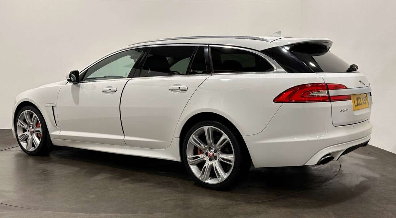 A 2013 JAGUAR XF 3.0d S V6 Portfolio Sportbrake 5dr Diesel Auto Euro 5 (s/s) (275 ps) Black A 2013 JAGUAR XF 3.0d S V6 Portfolio Sportbrake 5dr Diesel Auto Euro 5 (s/s) (275 ps) Black