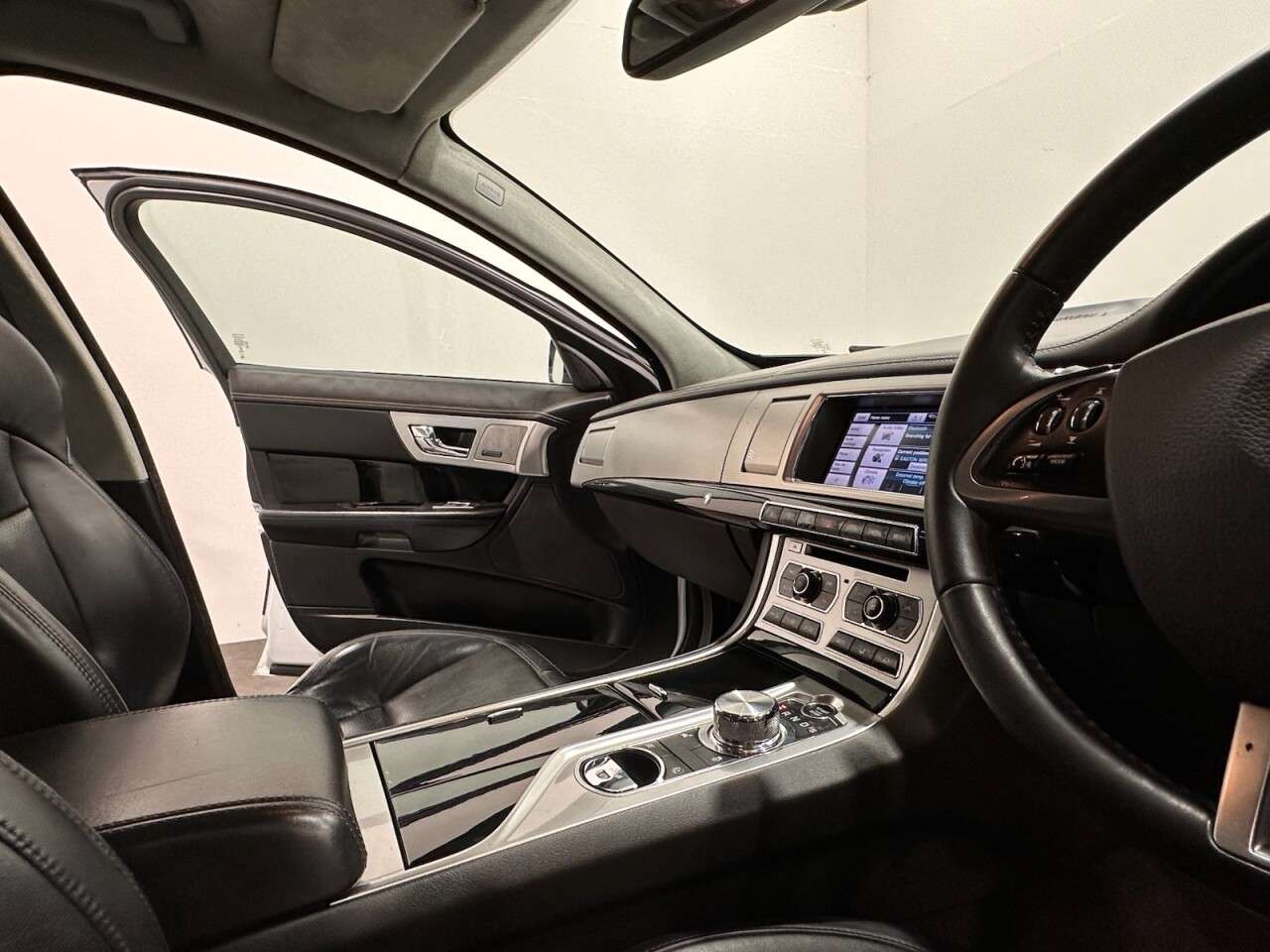 2013 JAGUAR XF 2013 JAGUAR XF