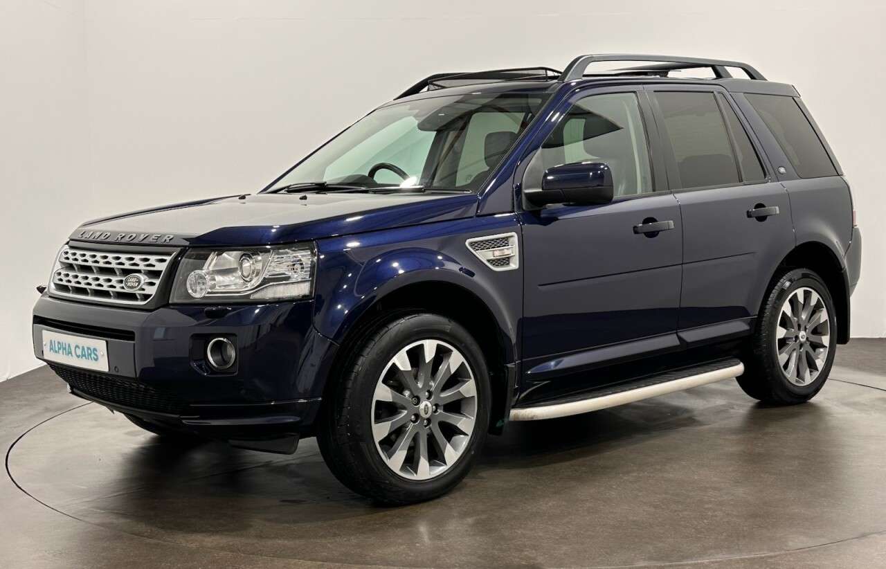 A 2014 LAND ROVER FREELANDER 2 2.2 SD4 HSE Lux SUV 5dr Diesel CommandShift 4WD Euro 5 (190 ps) Full Ebony A 2014 LAND ROVER FREELANDER 2 2.2 SD4 HSE Lux SUV 5dr Diesel CommandShift 4WD Euro 5 (190 ps) Full Ebony