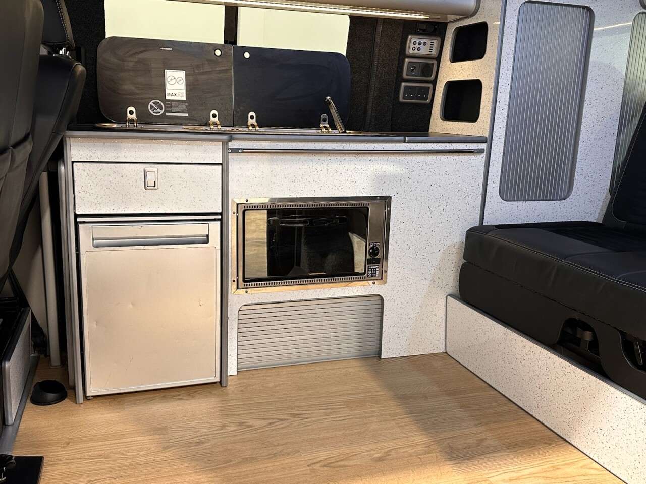 2019 VOLKSWAGEN CAMPER 2019 VOLKSWAGEN CAMPER