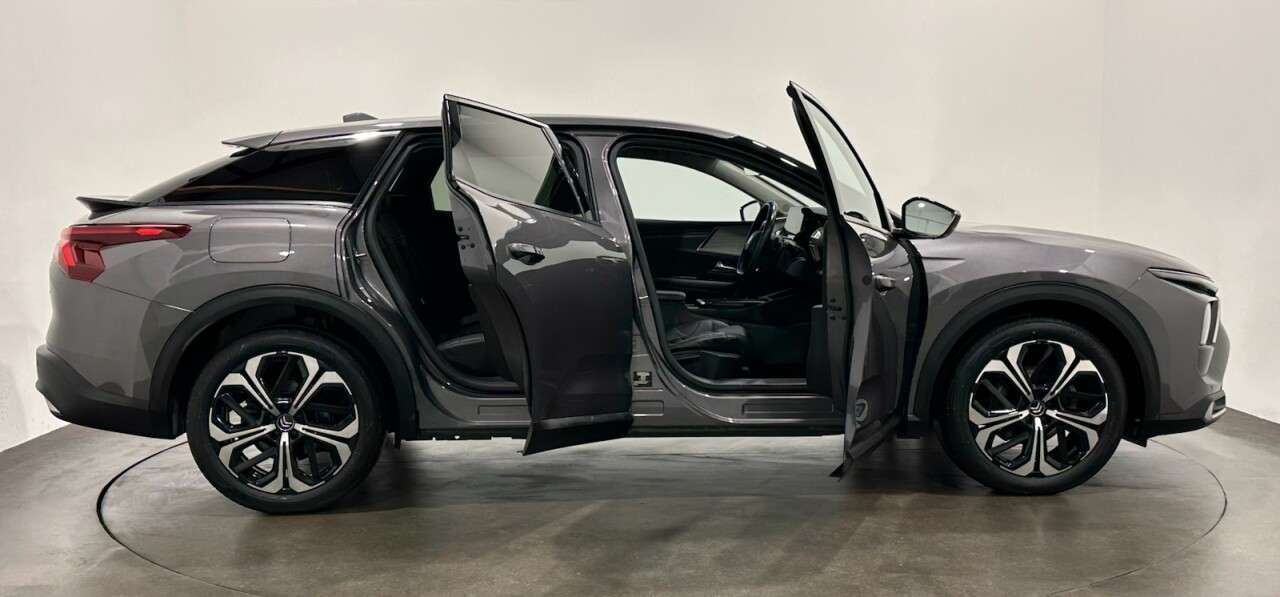 2022 CITROEN C5 X 2022 CITROEN C5 X