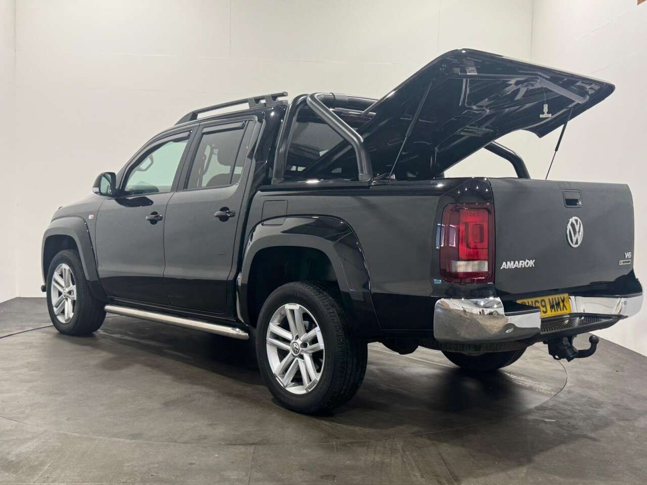 A 2019 VOLKSWAGEN AMAROK 3.0 TDI V6 Highline Pickup Double Cab 4dr Diesel Auto 4Motion Euro 6 (s/s) A 2019 VOLKSWAGEN AMAROK 3.0 TDI V6 Highline Pickup Double Cab 4dr Diesel Auto 4Motion Euro 6 (s/s)