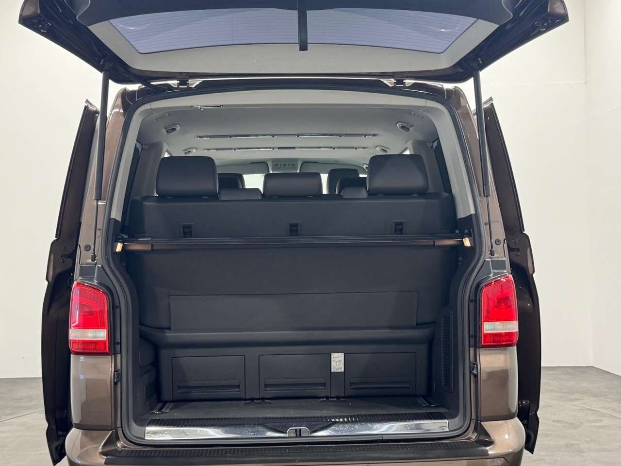 2014 VOLKSWAGEN CARAVELLE 2014 VOLKSWAGEN CARAVELLE