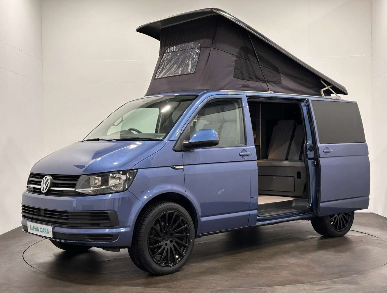 A 2019 VOLKSWAGEN CAMPER VAN 2.0 TSI T28 BlueMotion Big Wave Camper 5dr Manual FWD SWB Euro 6 (s/s) (150 A 2019 VOLKSWAGEN CAMPER VAN 2.0 TSI T28 BlueMotion Big Wave Camper 5dr Manual FWD SWB Euro 6 (s/s) (150