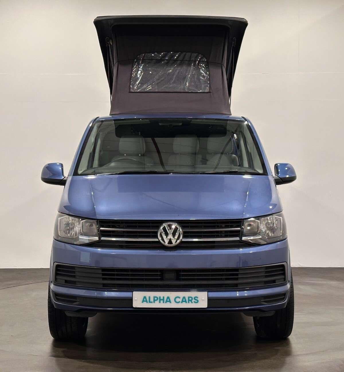 2019 VOLKSWAGEN CAMPER VAN 2019 VOLKSWAGEN CAMPER VAN