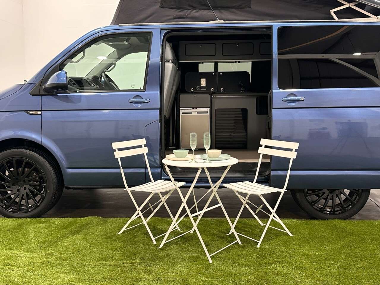 2019 VOLKSWAGEN CAMPER VAN 2019 VOLKSWAGEN CAMPER VAN