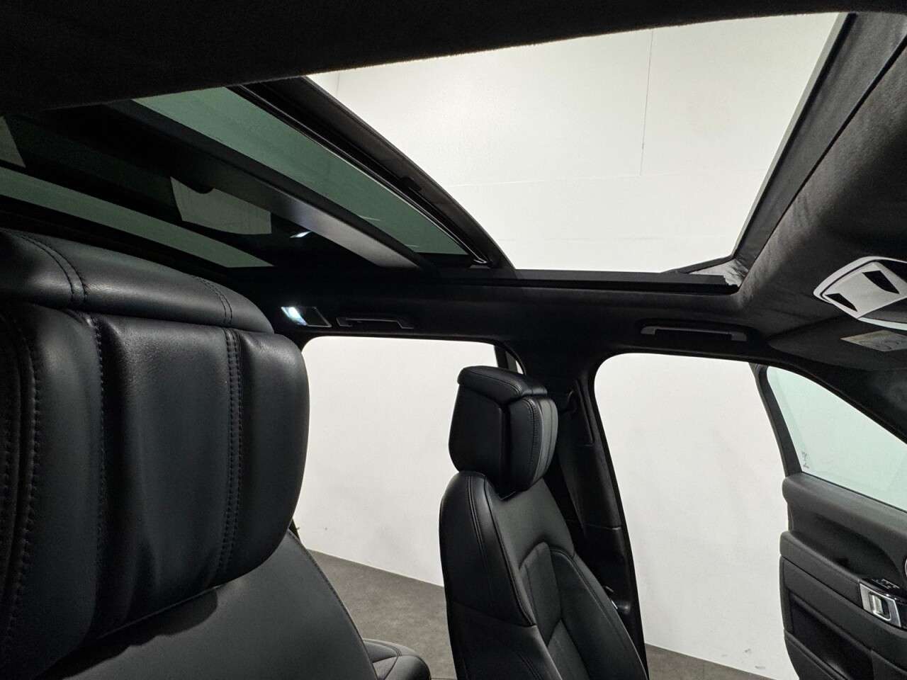 2018 LAND ROVER RANGE ROVER SPORT 2018 LAND ROVER RANGE ROVER SPORT