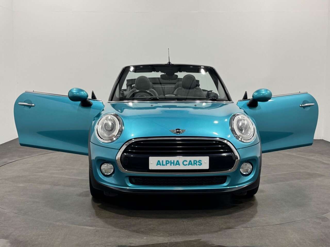 2016 MINI CONVERTIBLE 2016 MINI CONVERTIBLE