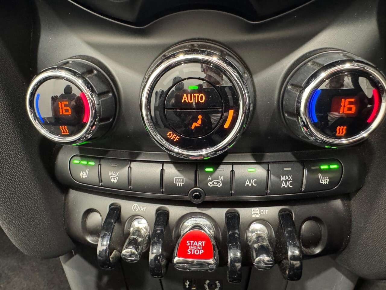 2016 MINI CONVERTIBLE 2016 MINI CONVERTIBLE