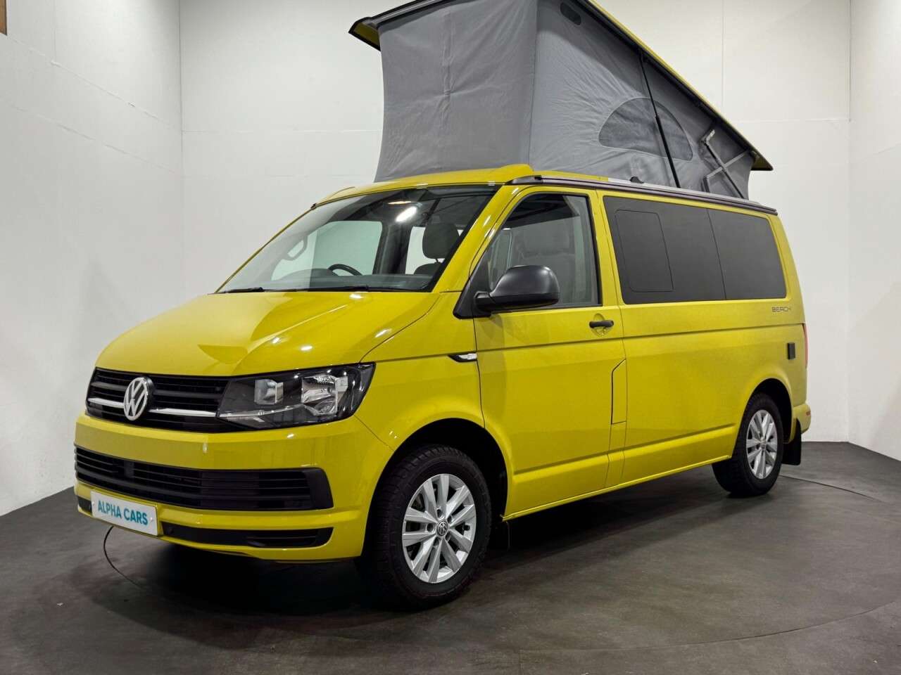 A 2019 VOLKSWAGEN CALIFORNIA 2.0 TDI BlueMotion Tech Beach Camper 4dr Diesel DSG Euro 6 (s/s) (150 ps) S A 2019 VOLKSWAGEN CALIFORNIA 2.0 TDI BlueMotion Tech Beach Camper 4dr Diesel DSG Euro 6 (s/s) (150 ps) S