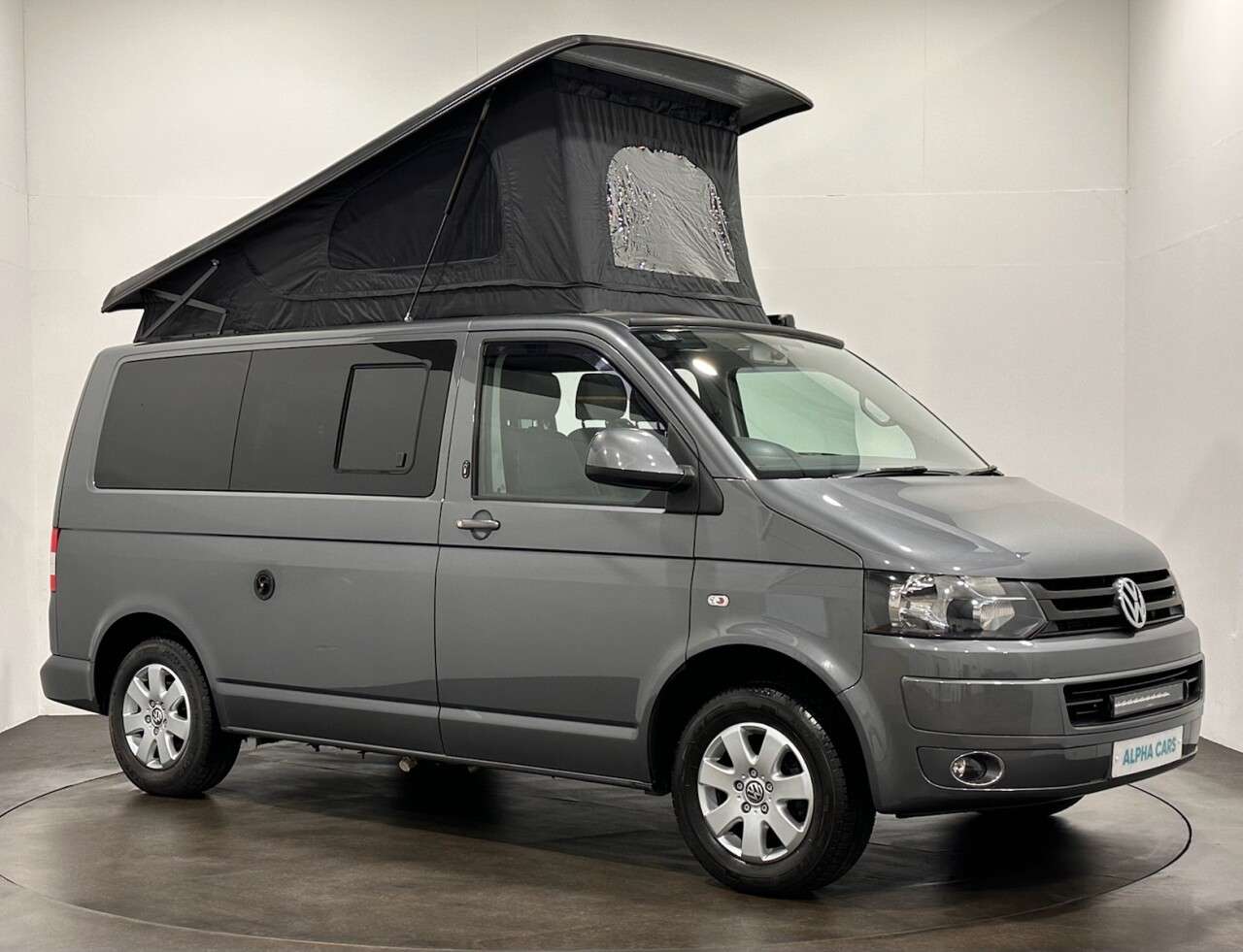 A 2015 VOLKSWAGEN CAMPERVAN 2.0 TDI T28 Trendline Campervan Diesel Manual L1 H1 (198 g/km, 101 bhp) Pop A 2015 VOLKSWAGEN CAMPERVAN 2.0 TDI T28 Trendline Campervan Diesel Manual L1 H1 (198 g/km, 101 bhp) Pop