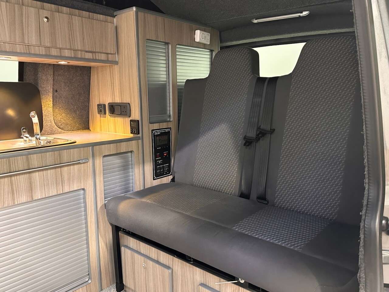 2015 VOLKSWAGEN CAMPERVAN 2015 VOLKSWAGEN CAMPERVAN