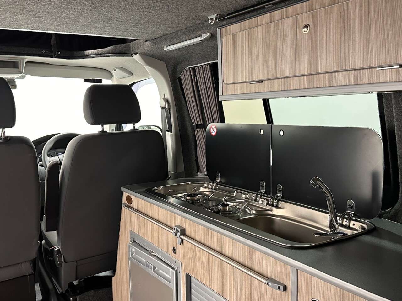 2015 VOLKSWAGEN CAMPERVAN 2015 VOLKSWAGEN CAMPERVAN