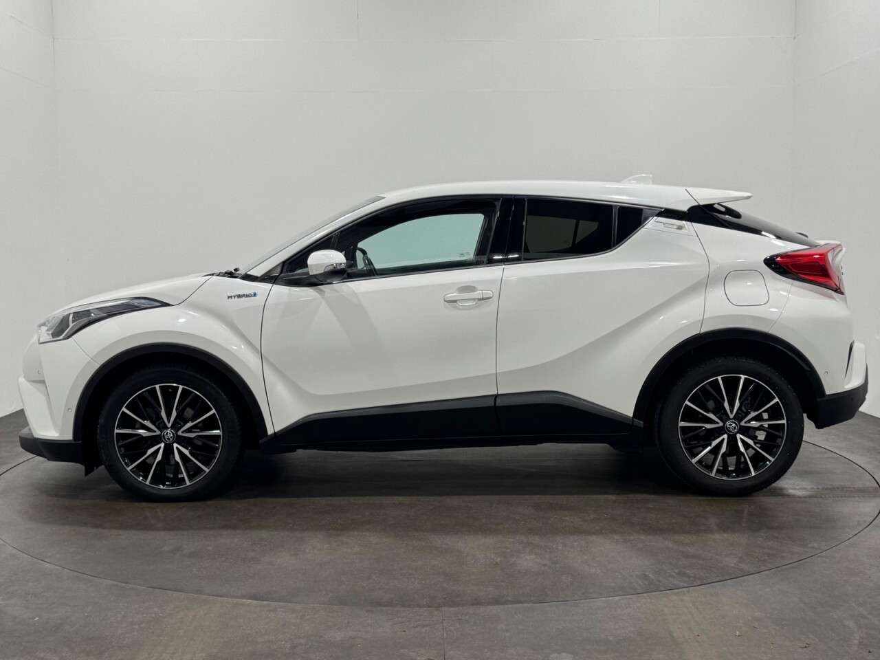 2018 TOYOTA C-HR 2018 TOYOTA C-HR
