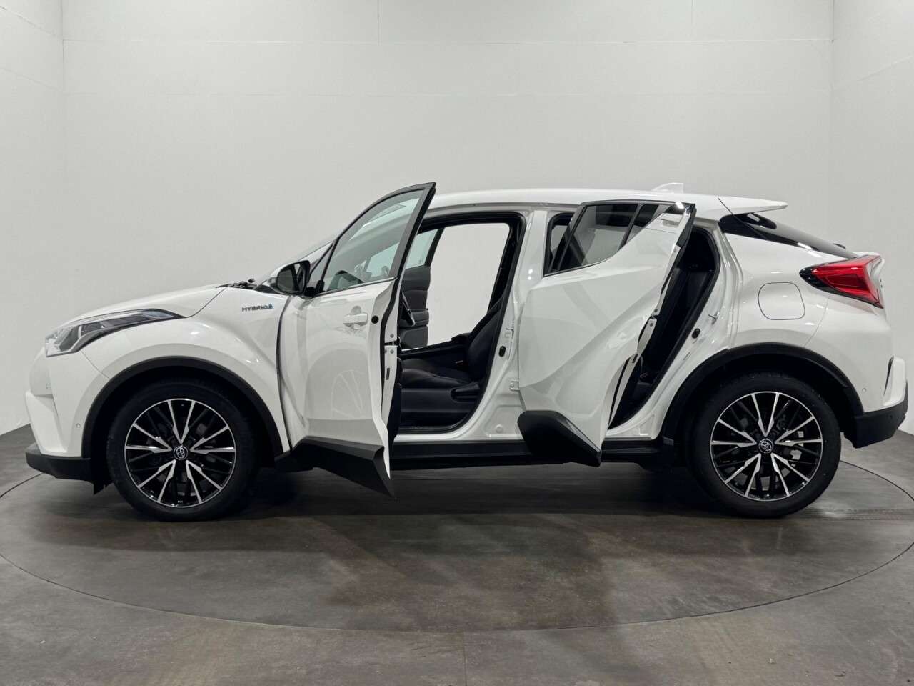 2018 TOYOTA C-HR 2018 TOYOTA C-HR