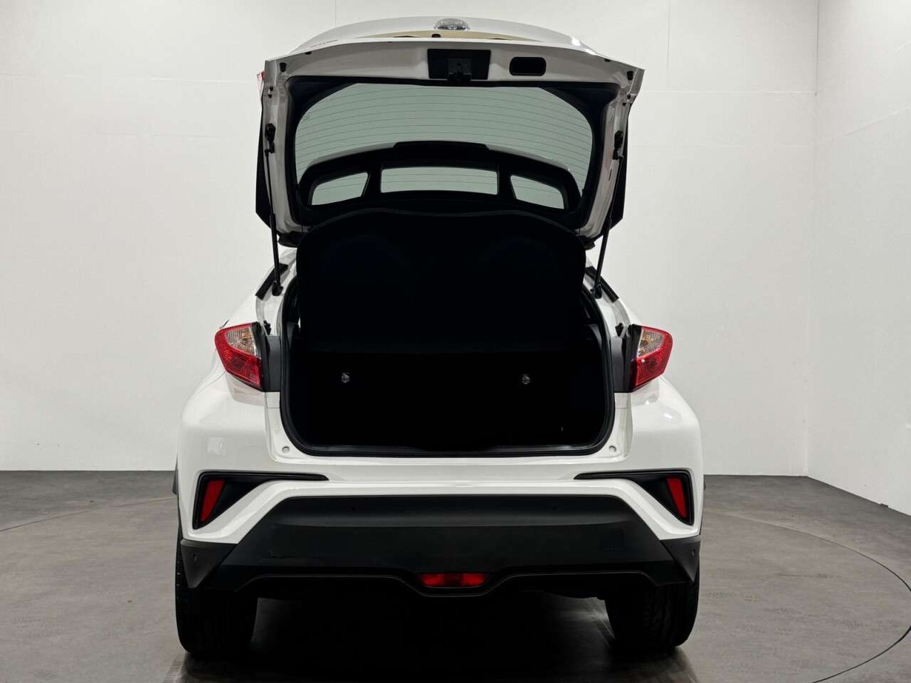 2018 TOYOTA C-HR 2018 TOYOTA C-HR