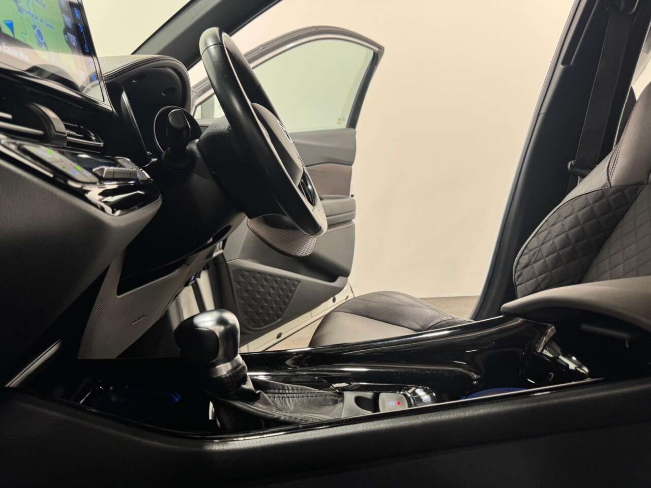 2018 TOYOTA C-HR 2018 TOYOTA C-HR
