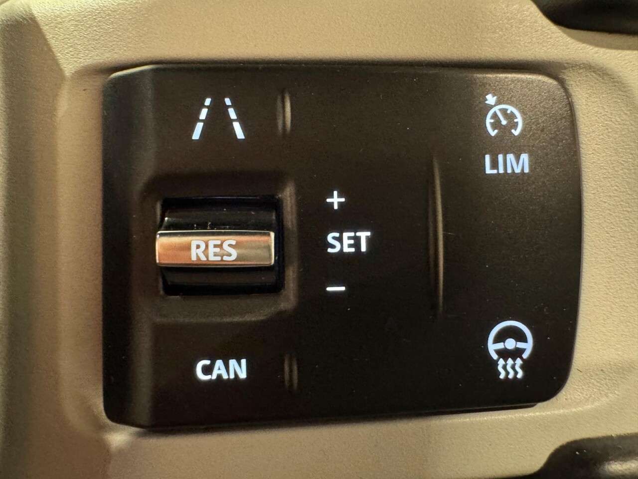 2023 LAND ROVER DEFENDER 90 2023 LAND ROVER DEFENDER 90
