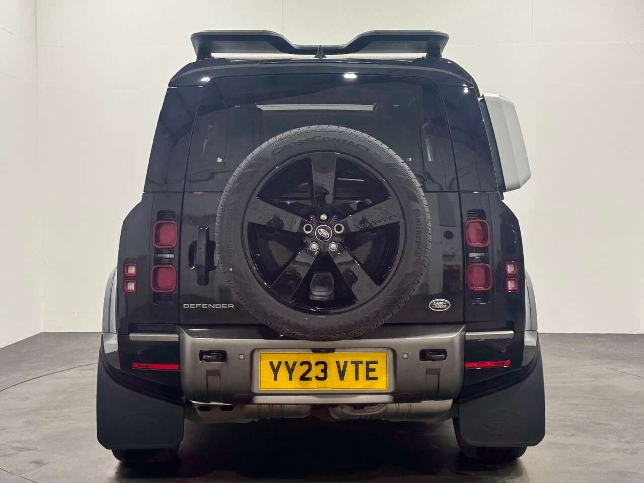 2023 LAND ROVER DEFENDER 90 2023 LAND ROVER DEFENDER 90