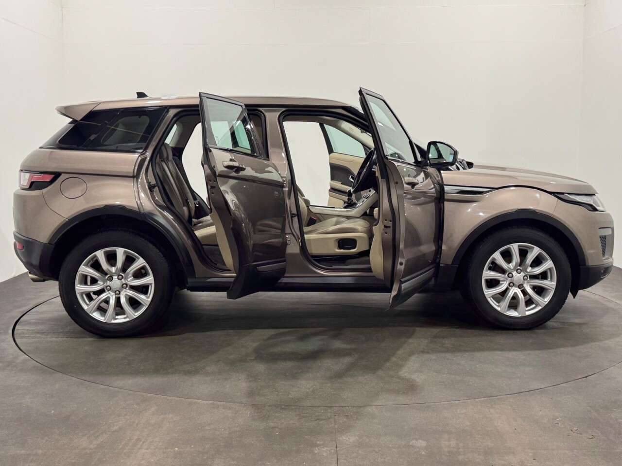 2016 LAND ROVER RANGE ROVER EVOQUE 2016 LAND ROVER RANGE ROVER EVOQUE
