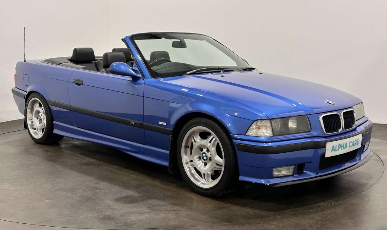 A 1998 BMW M3 3.2 Evolution Convertible 2dr Petrol Manual (270 g/km, 321 bhp) Estoril Blu A 1998 BMW M3 3.2 Evolution Convertible 2dr Petrol Manual (270 g/km, 321 bhp) Estoril Blu