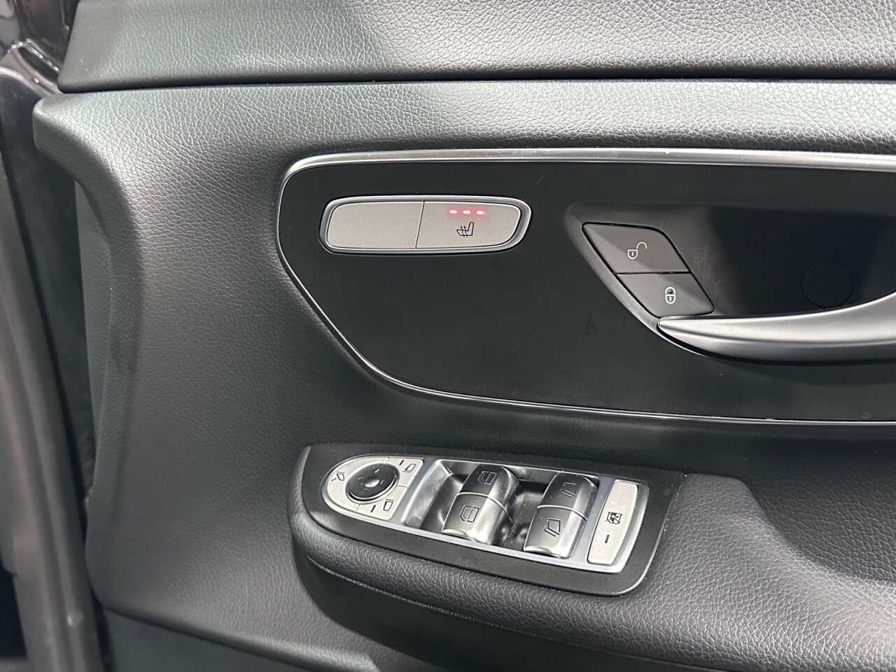 2019 MERCEDES-BENZ V CLASS 2019 MERCEDES-BENZ V CLASS
