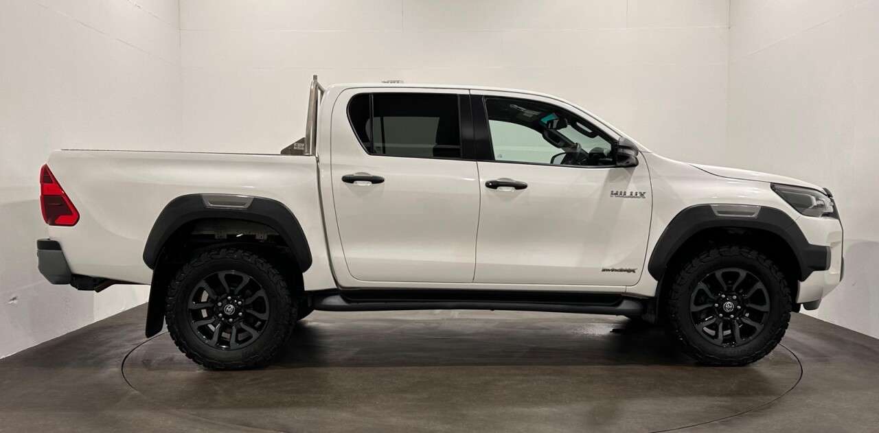 2024 TOYOTA HILUX 2024 TOYOTA HILUX