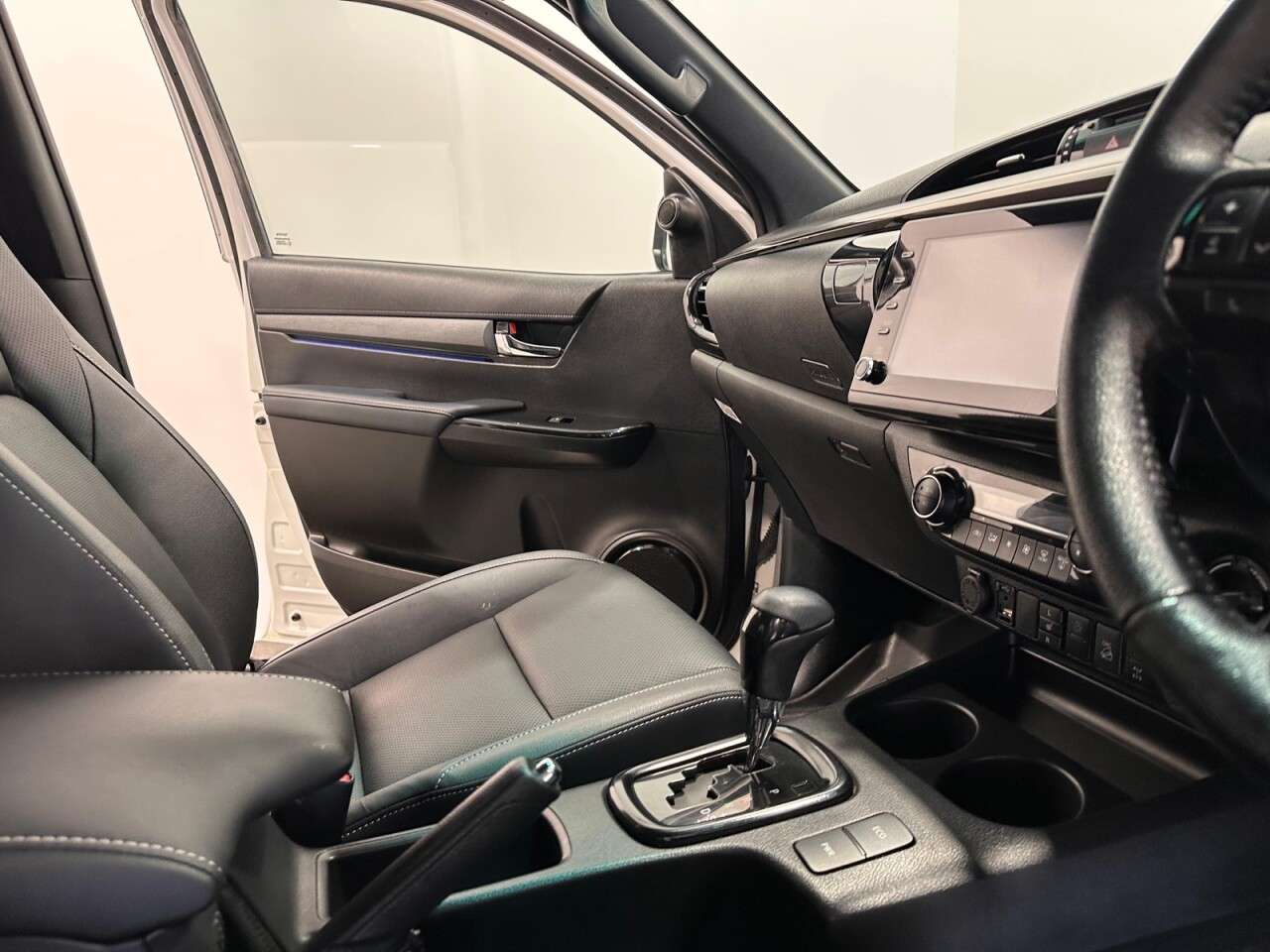 2024 TOYOTA HILUX 2024 TOYOTA HILUX
